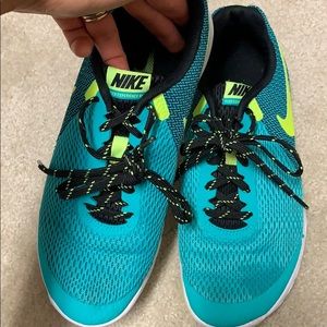 Nike Flex Experience RN 5 shoes